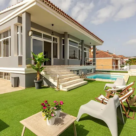Spectacular Private Pool Seaview Villa